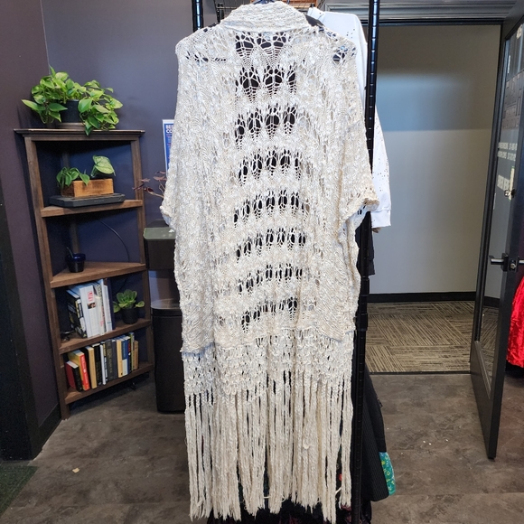URBAN OUTFITTERS ECOTE Cotton Fringe Knit Duster - Picture 5 of 5